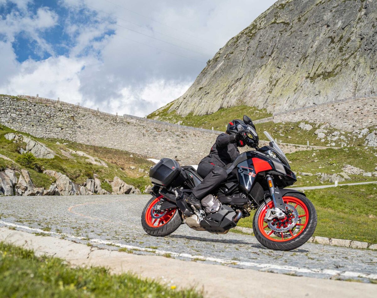 2024 Ducati Multistrada V2S