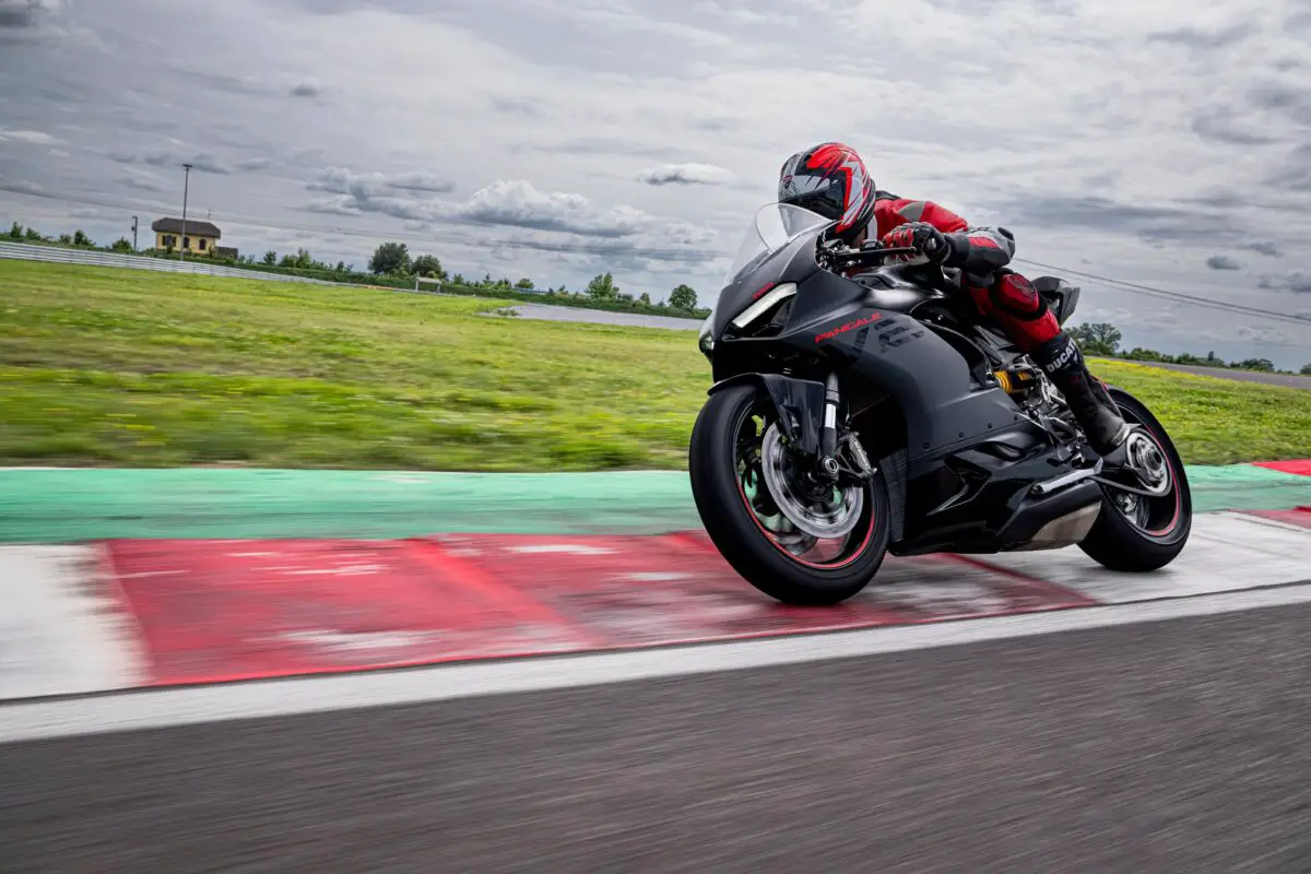 2024 Ducati Panigale V2
