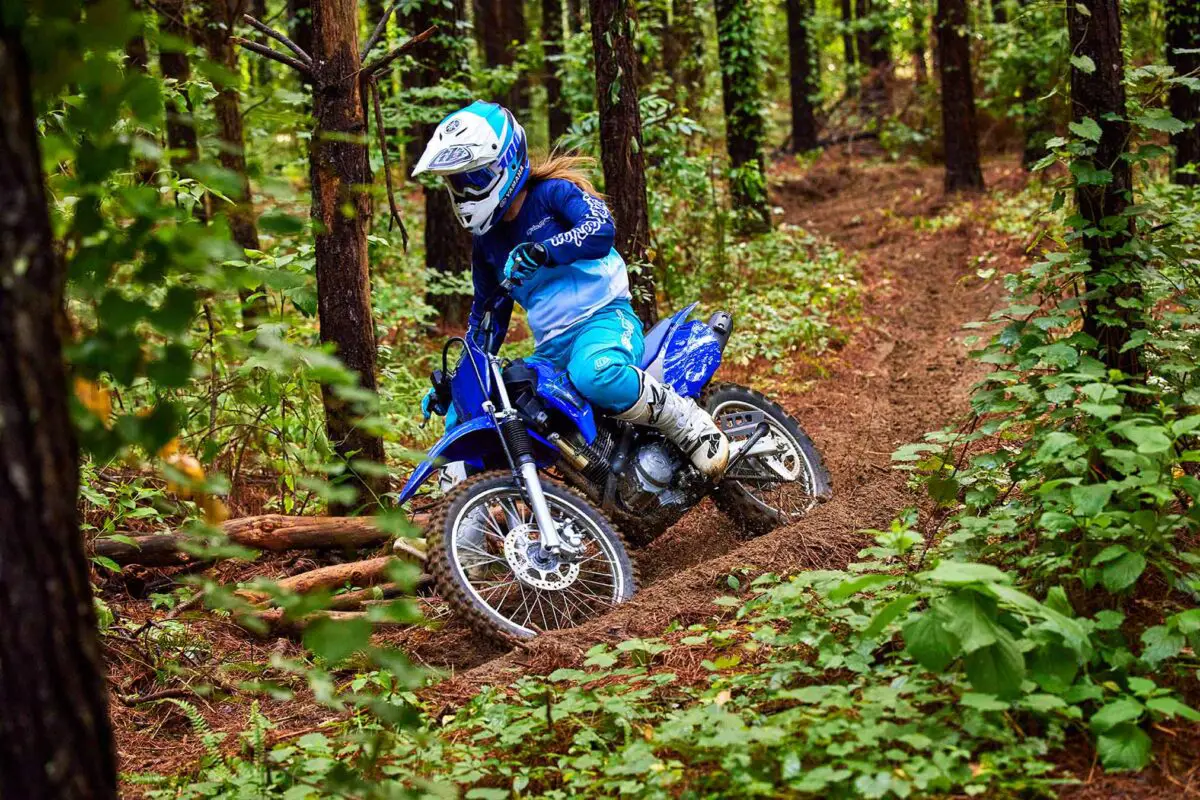 2024 Yamaha TT-R125LE