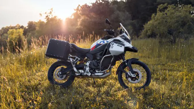 2024 BMW F900GS Adventure