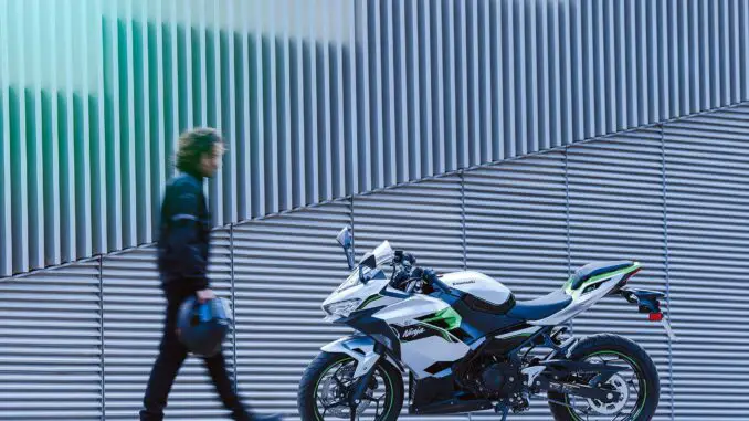 2024 Kawasaki Ninja e1