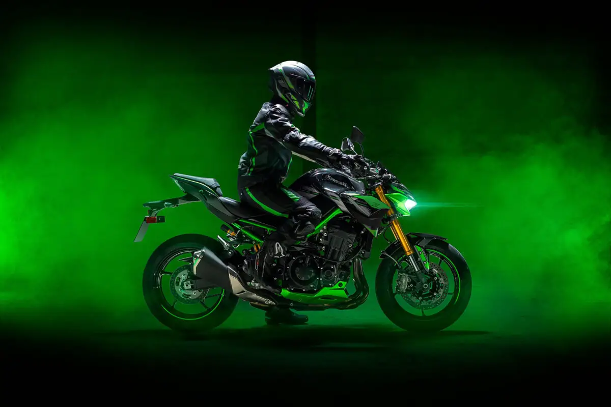 2024 Kawasaki Z900SE ABS