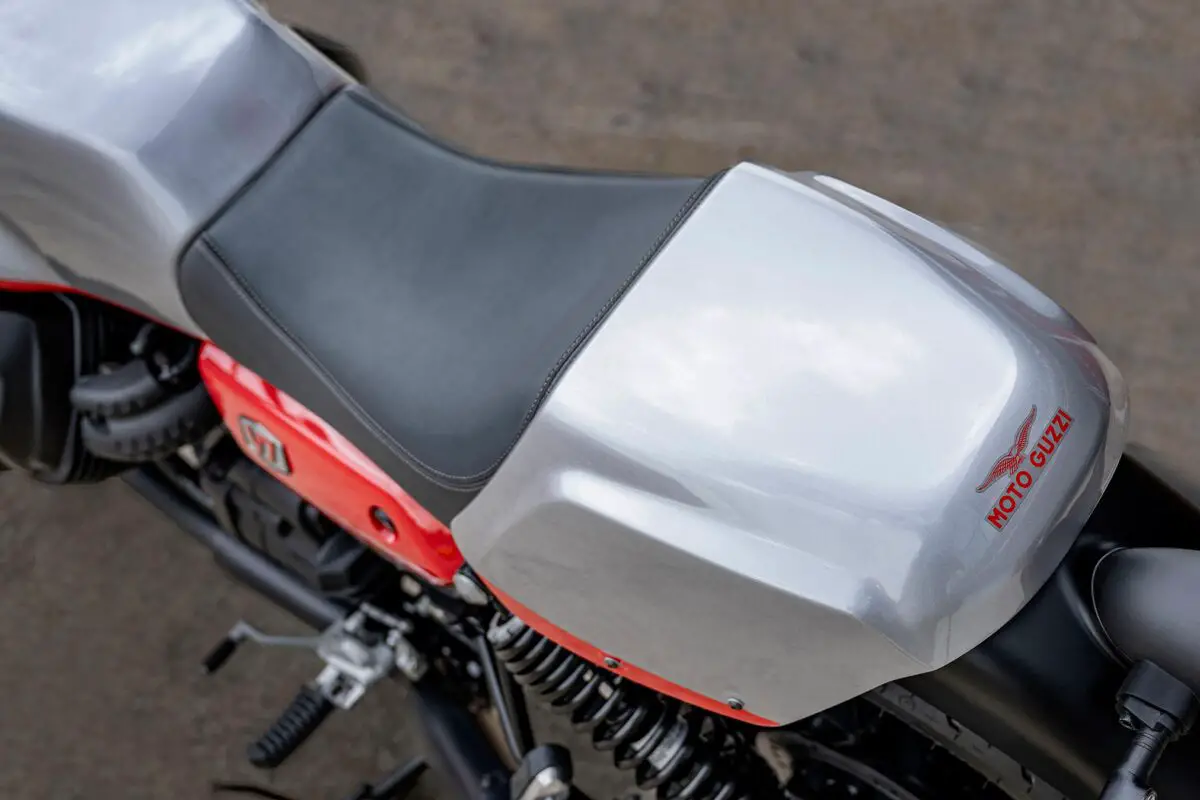 2024 Moto Guzzi V7 Stone Corsa