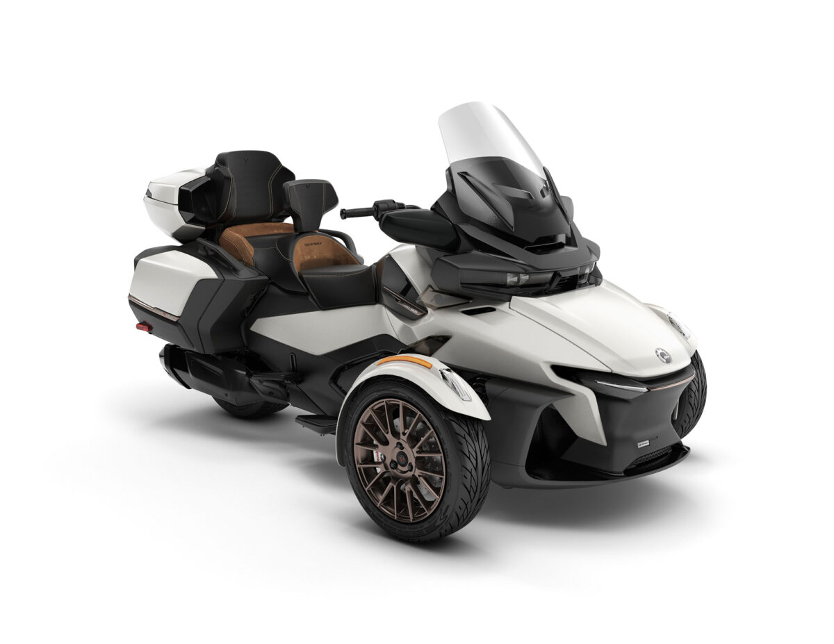 2024 Can-Am Spyder RT Sea-to-Sky