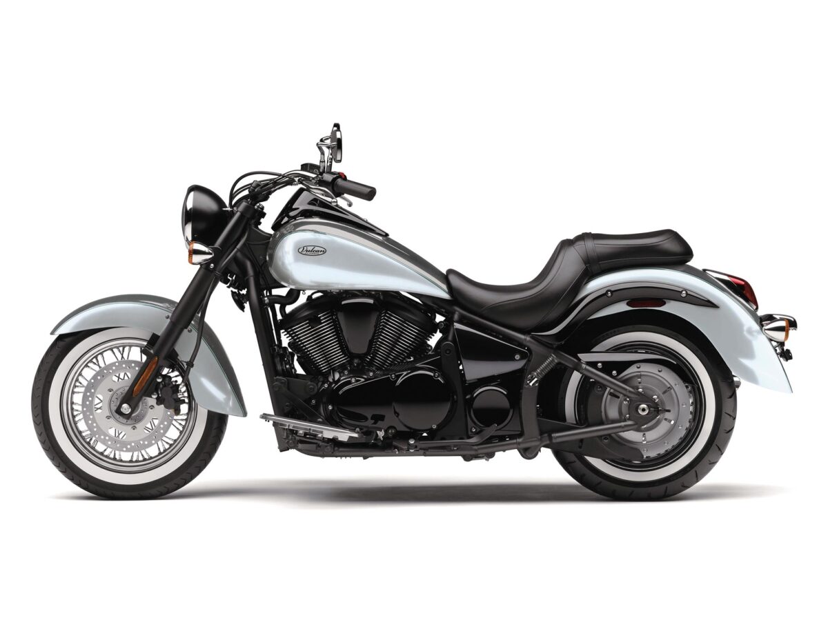 2024 Kawasaki Vulcan 900 Classic