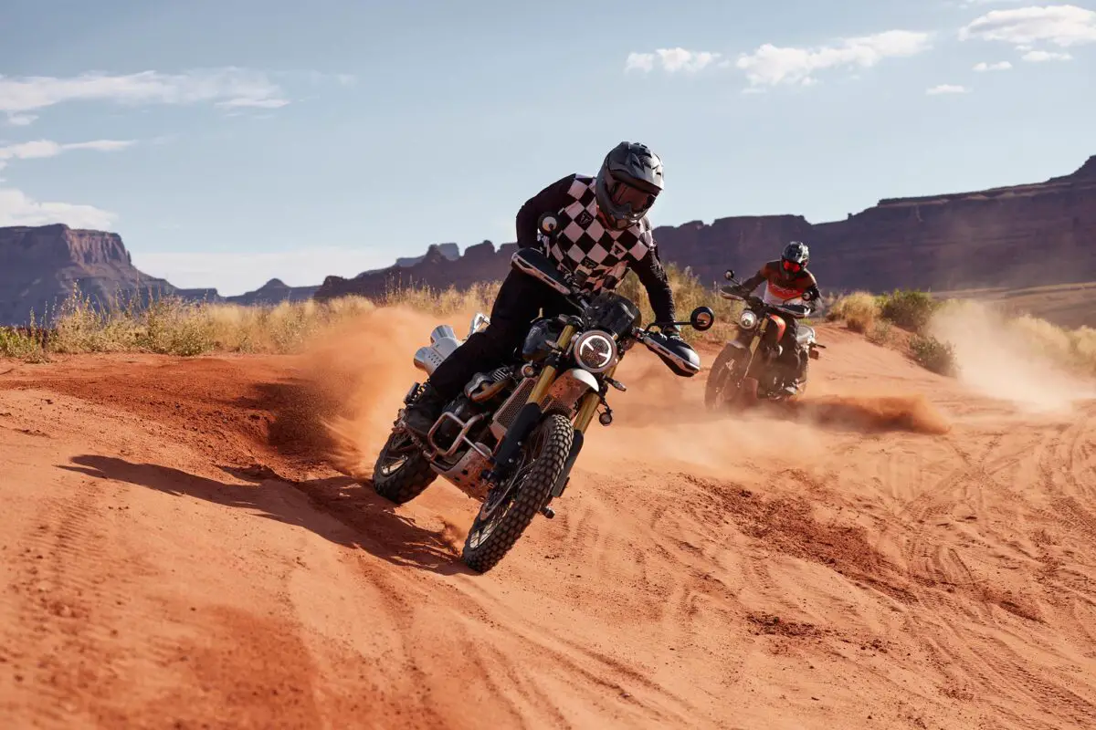 2024 Triumph Scrambler 1200XE