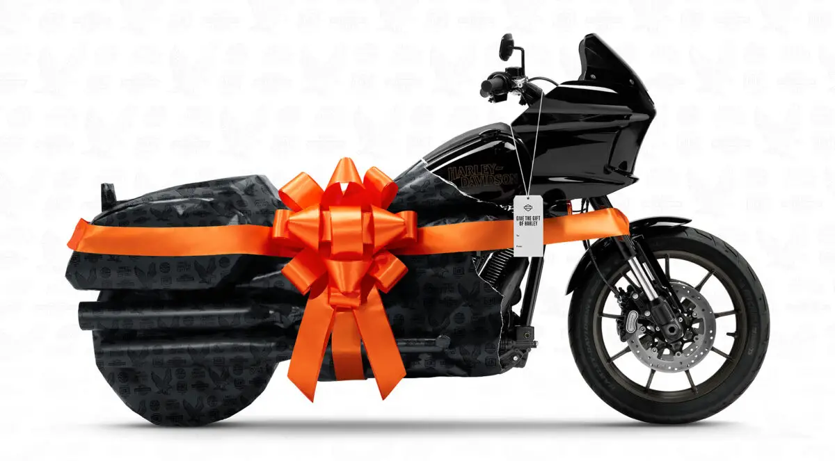 2024-Harley-Davidson-Christmas