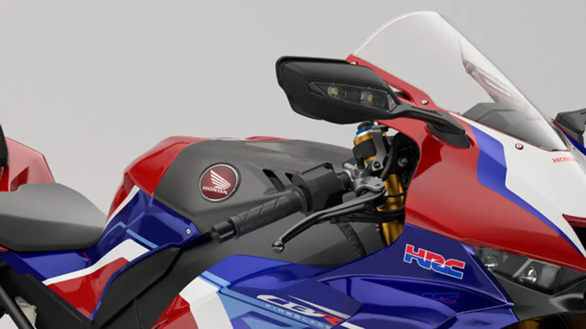 2024 Honda CBR1000RR-R Fireblade SP Carbon Edition