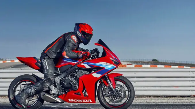 2024 Honda CBR650R E-Clutch
