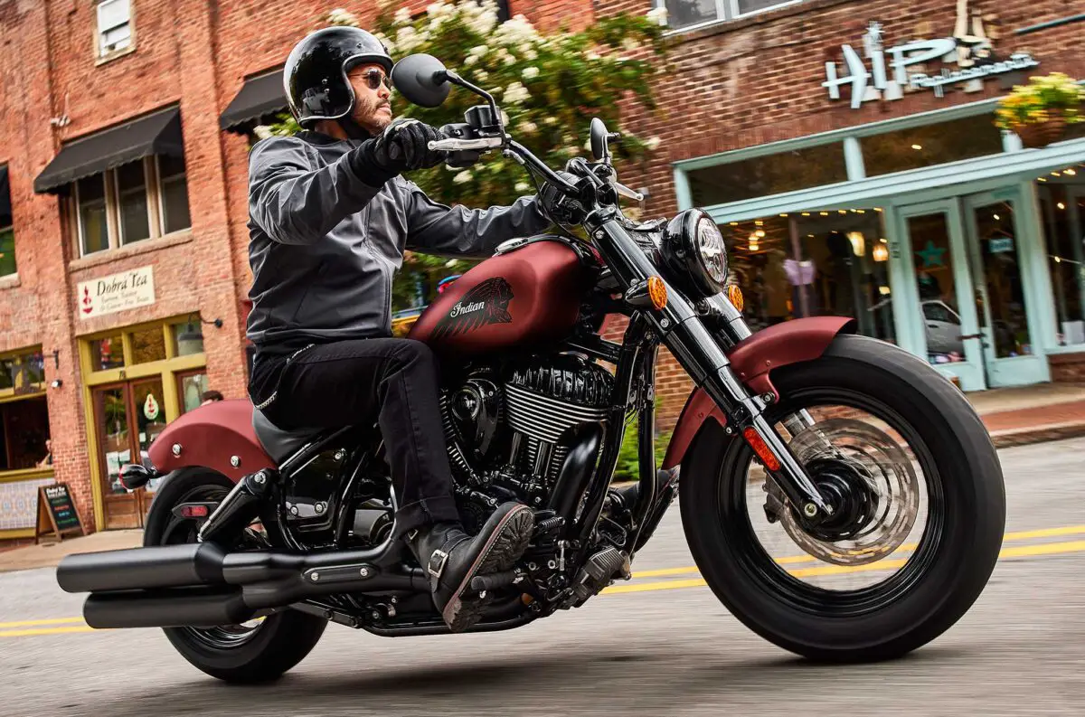 2024 Indian Chief Bobber Dark Horse