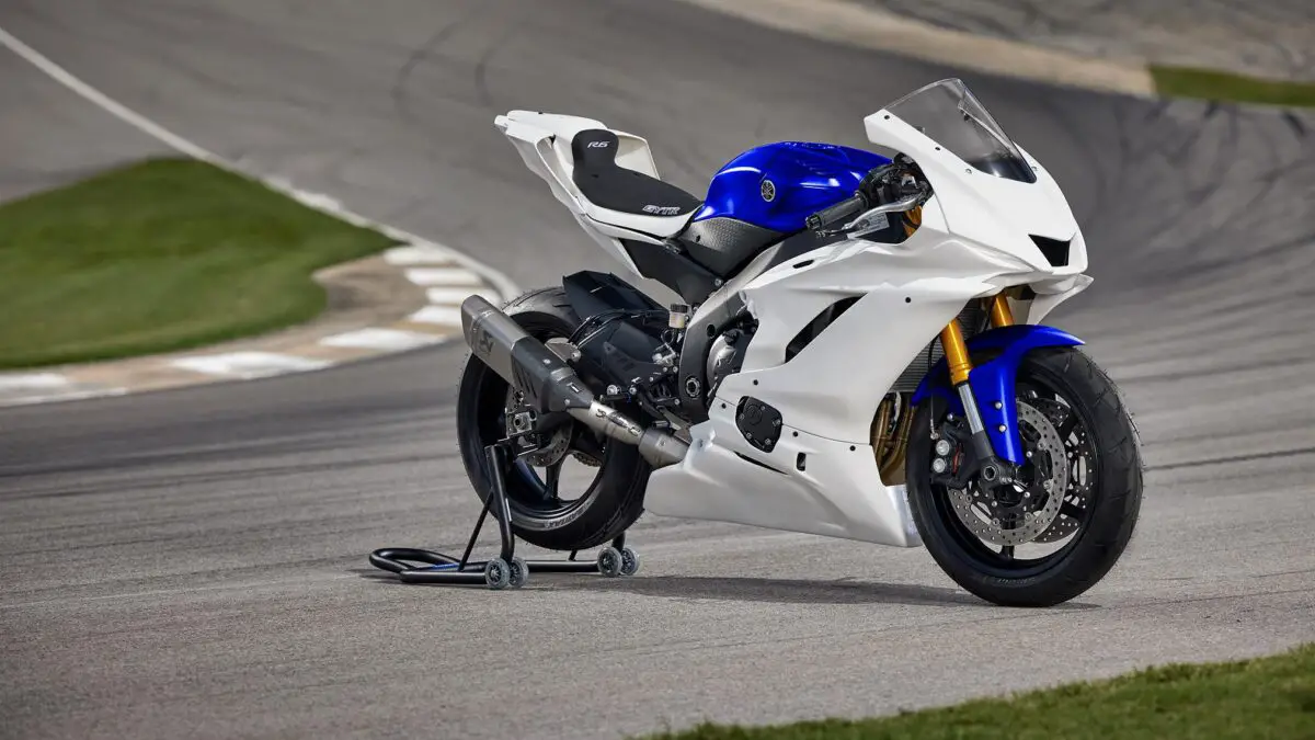 2024 Yamaha YZF-R6 GYTR