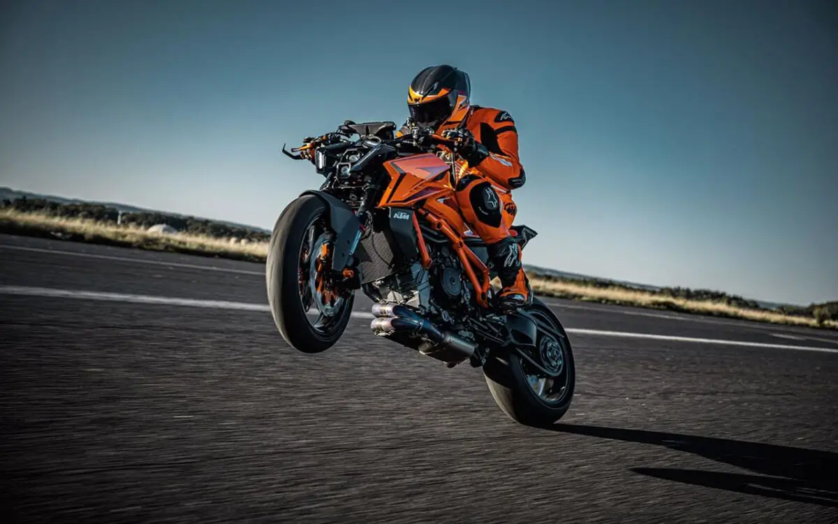 Inspiration Friday: 30 years of the KTM DUKE