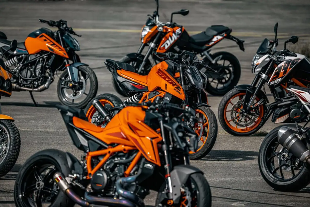 Inspiration Friday: 30 years of the KTM DUKE