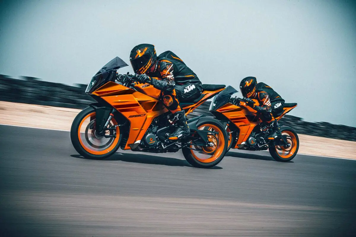 2024 KTM RC390