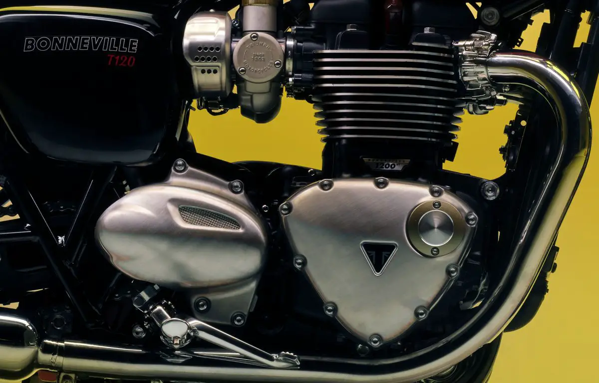 2025 Triumph Bonneville T120