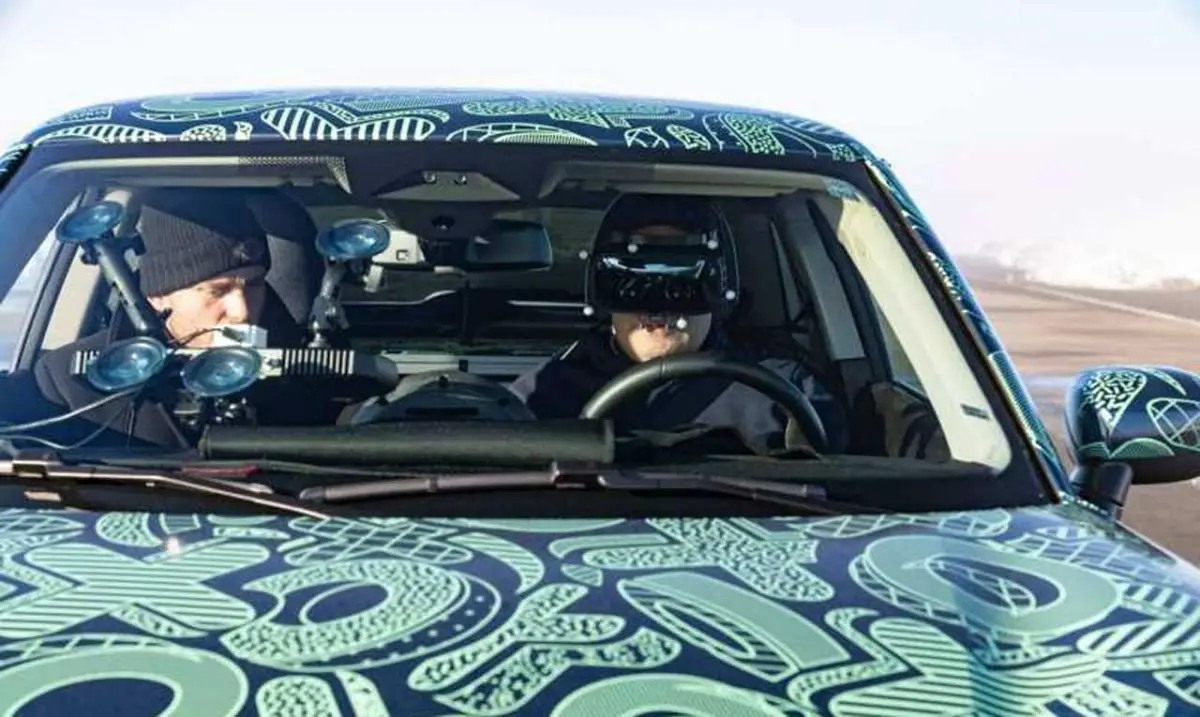 Inspiration Friday: Motorcycle Riding with Mixed Reality?