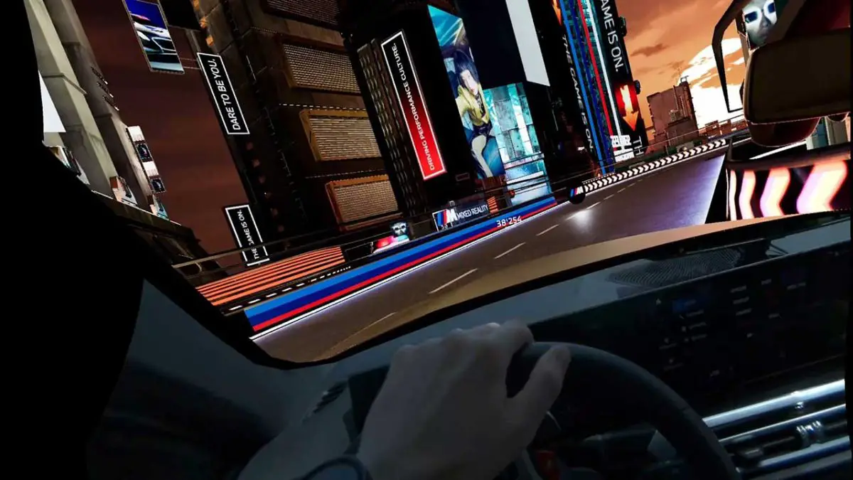 Inspiration Friday: Motorcycle Riding with Mixed Reality?