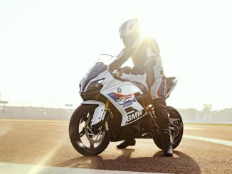 2025 BMW G310RR