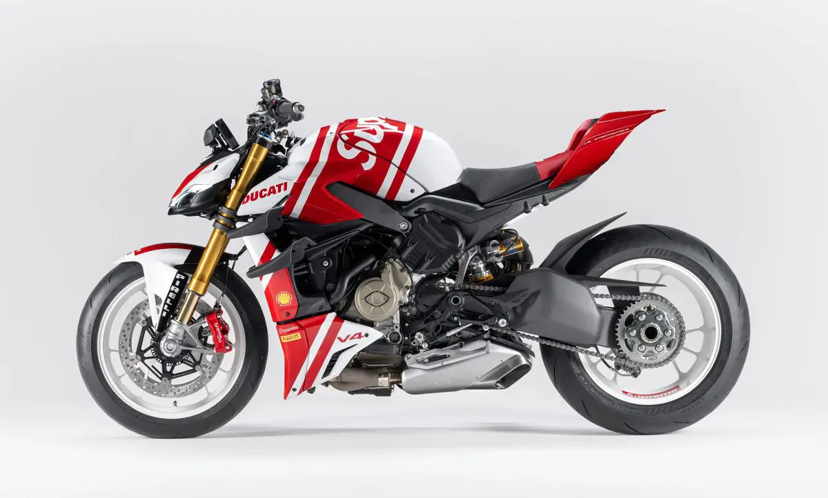 2025 Ducati Streetfighter V4 Supreme