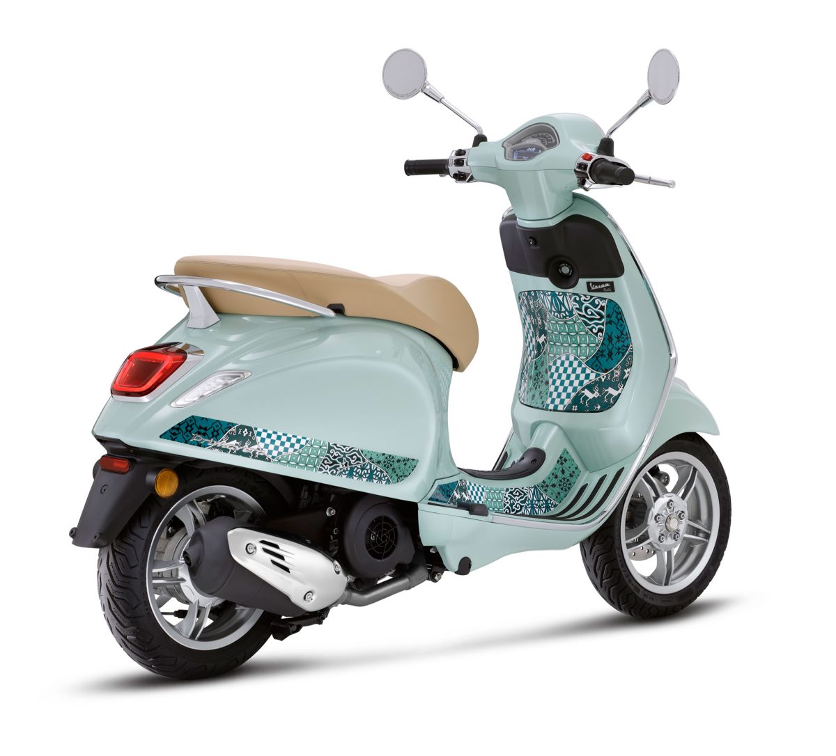 2025 Vespa Primavera Batik