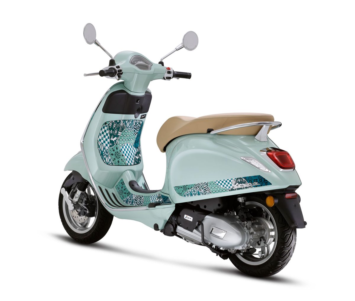 2025 Vespa Primavera Batik