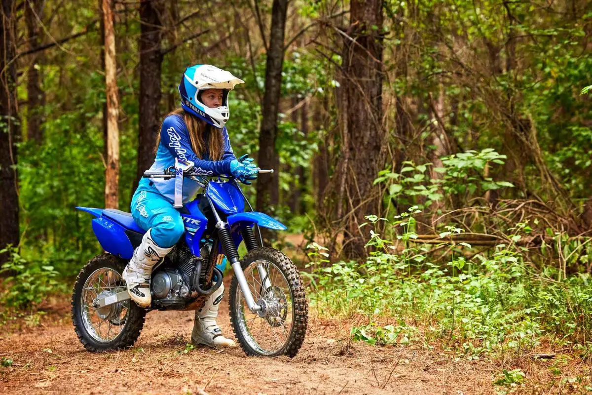 2025 Yamaha TT-R125LE