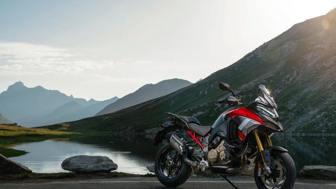 2025 Ducati Multistrada V4 Pikes Peak