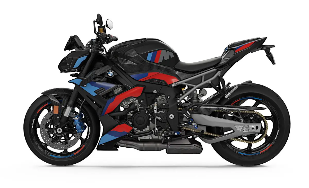 2025 BMW M1000R