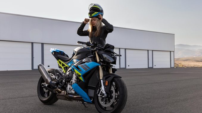 2025 BMW S1000R
