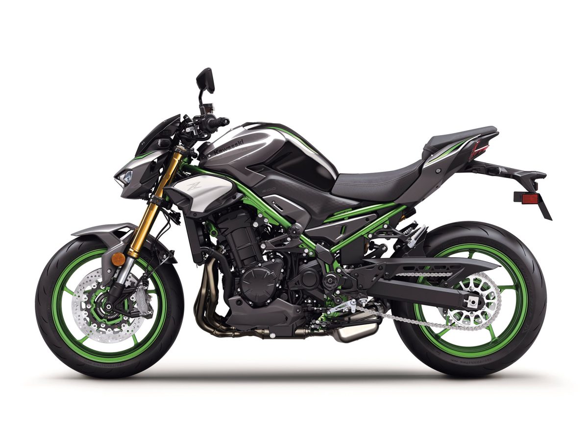 2025 Kawasaki Z900SE ABS