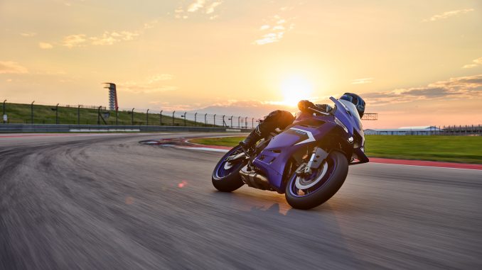 2025 Yamaha YZF-R9