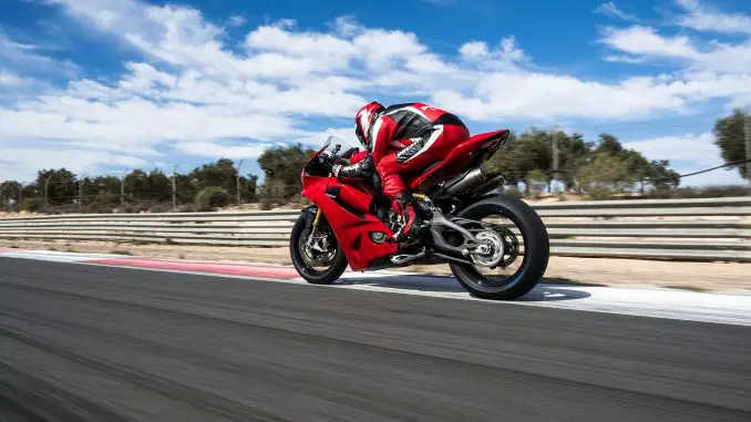 2025 Ducati Panigale V2