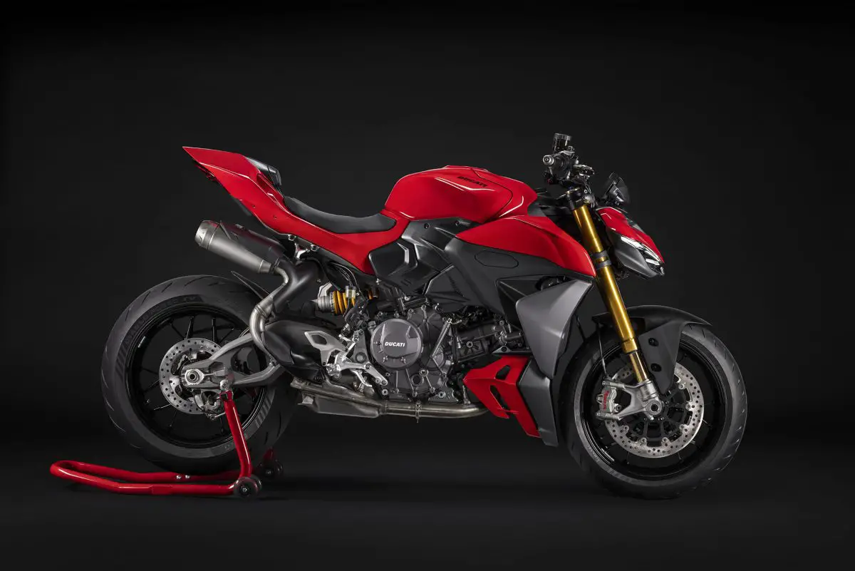 2025 Ducati Streetfighter V2S