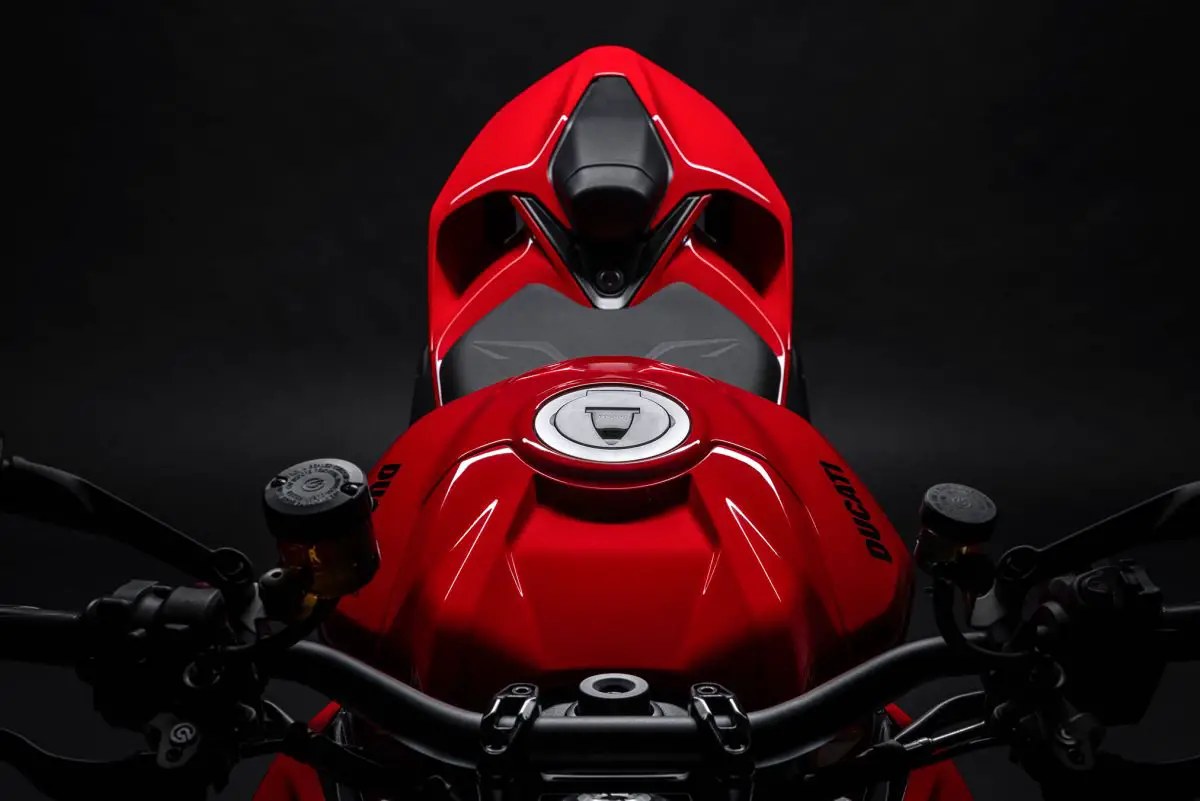 2025 Ducati Streetfighter V2S