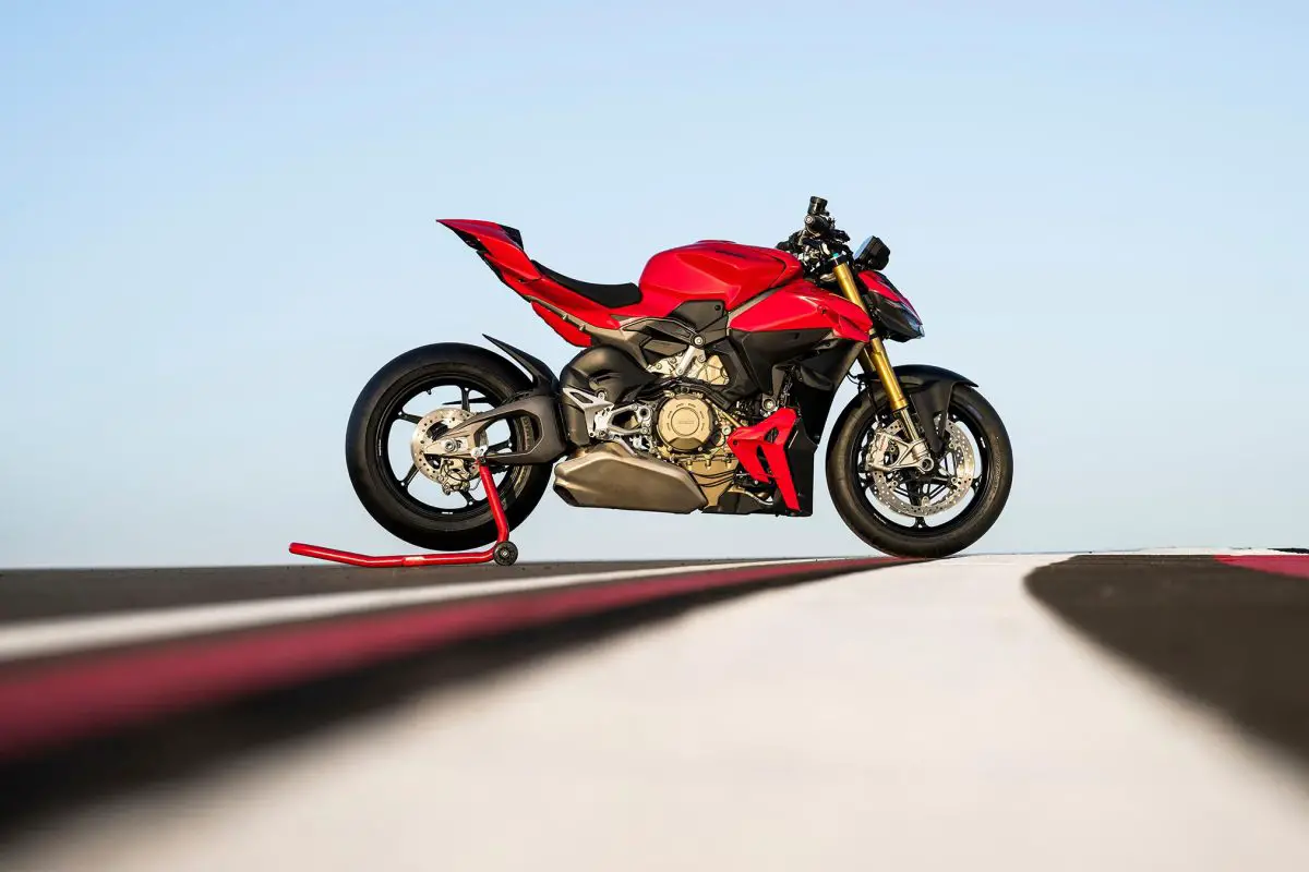 2025 Ducati Streetfighter V4S