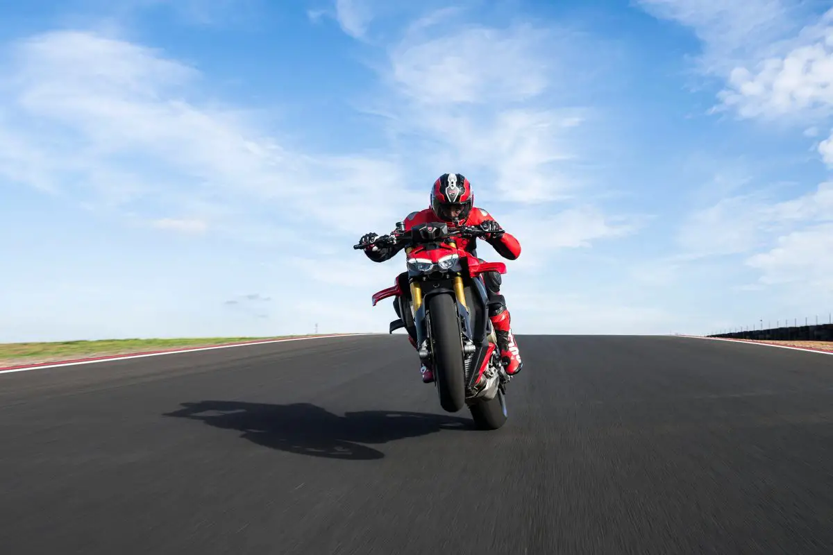 2025 Ducati Streetfighter V4S