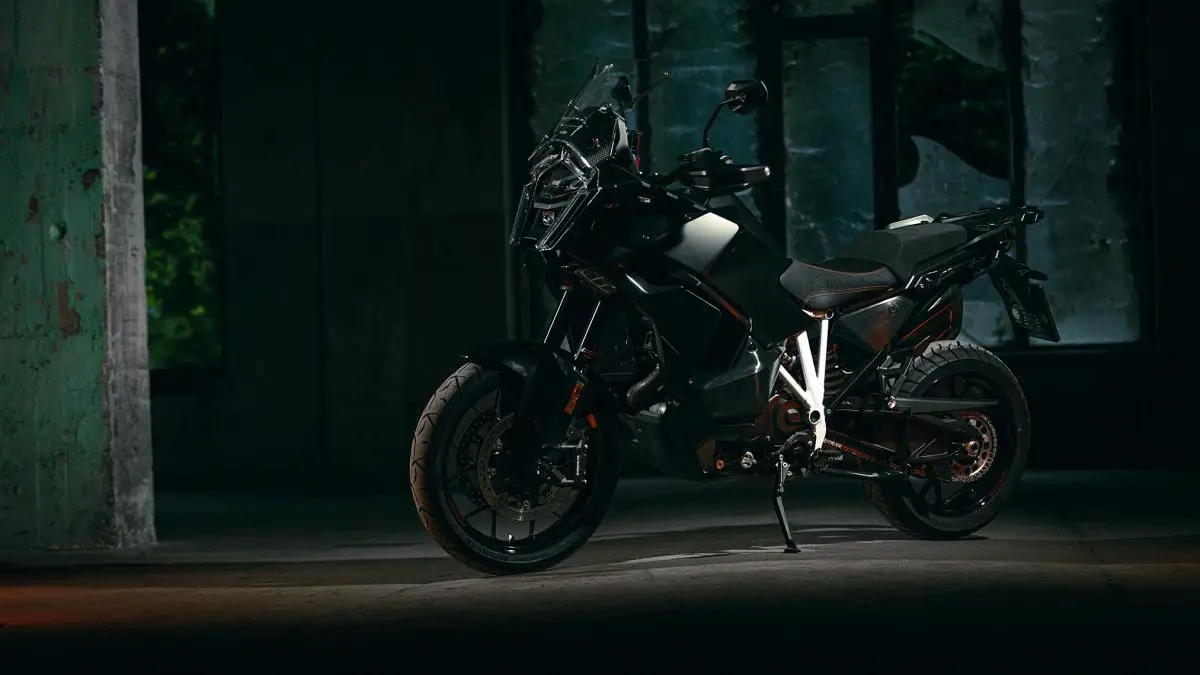 2025 KTM 1290 Super Adventure S EVO Prototype