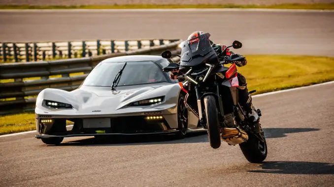 2025 KTM 1390 Super Duke GT