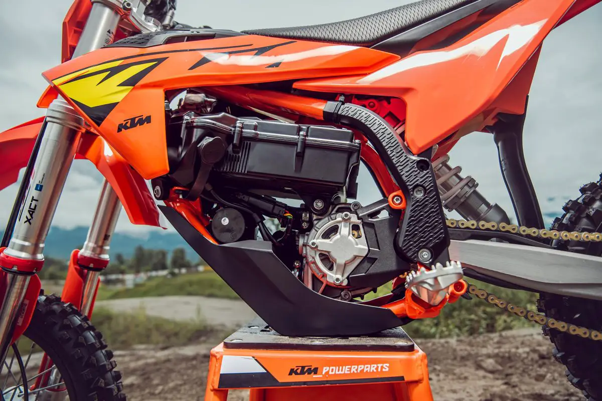2025 KTM SX-E5