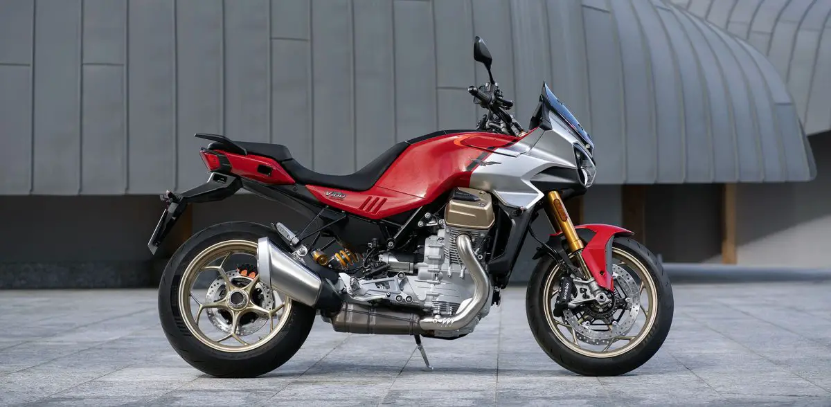 2025 Moto Guzzi V100 Mandello S