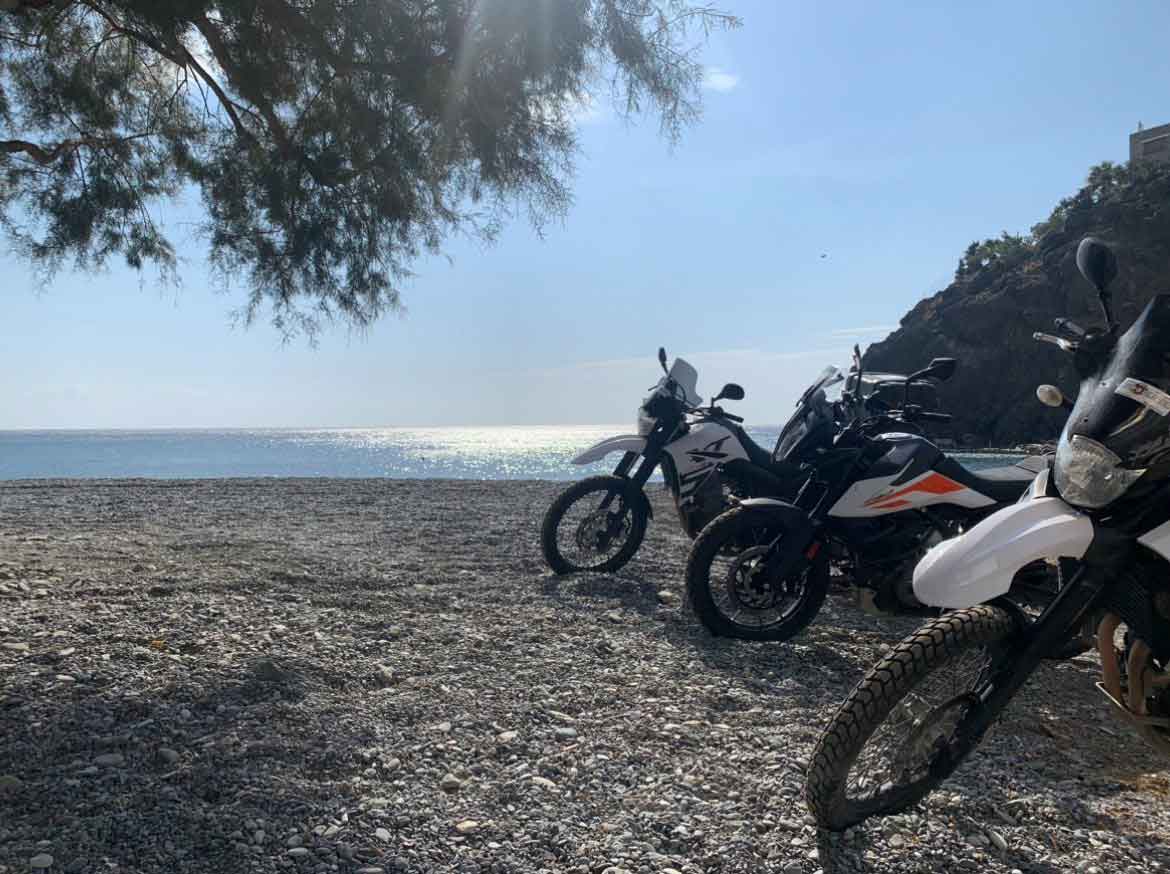 Interactive-Friday-Best-Bike-Colors,-Hottest-Rides,-Best-Trips