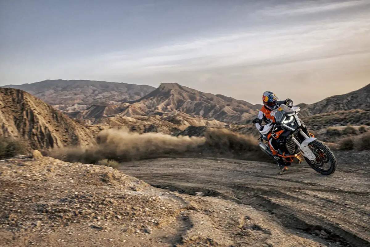 2025 KTM 1390 Super Adventure R