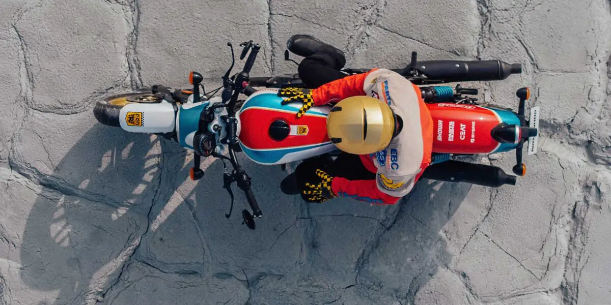 2025 Royal Enfield Shotgun 650 x Icon