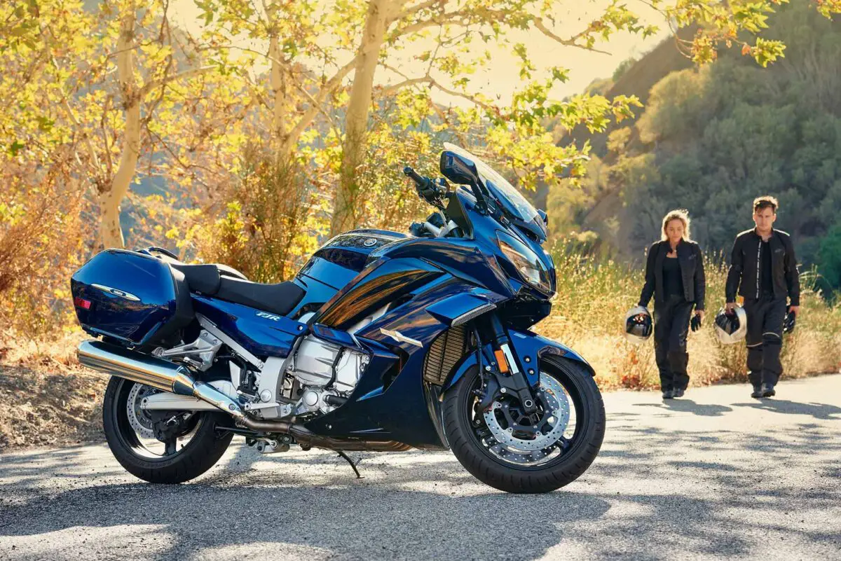 2025 Yamaha FJR1300ES