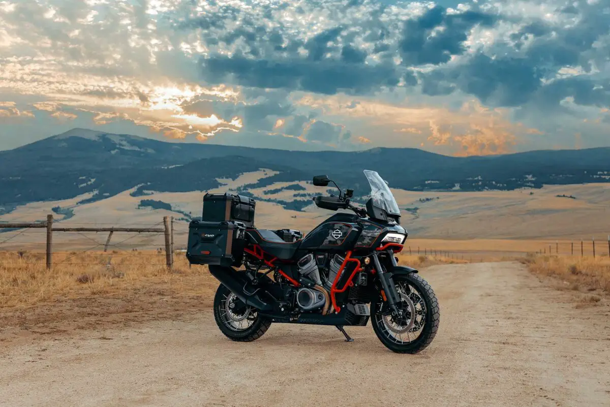 2025 Harley-Davidson CVO Pan America