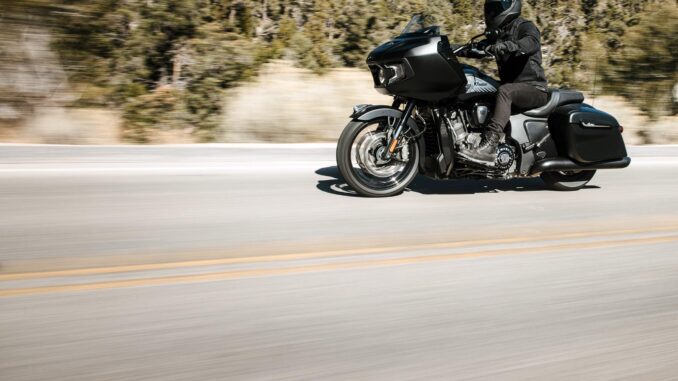 2025 Indian Challenger Dark Horse