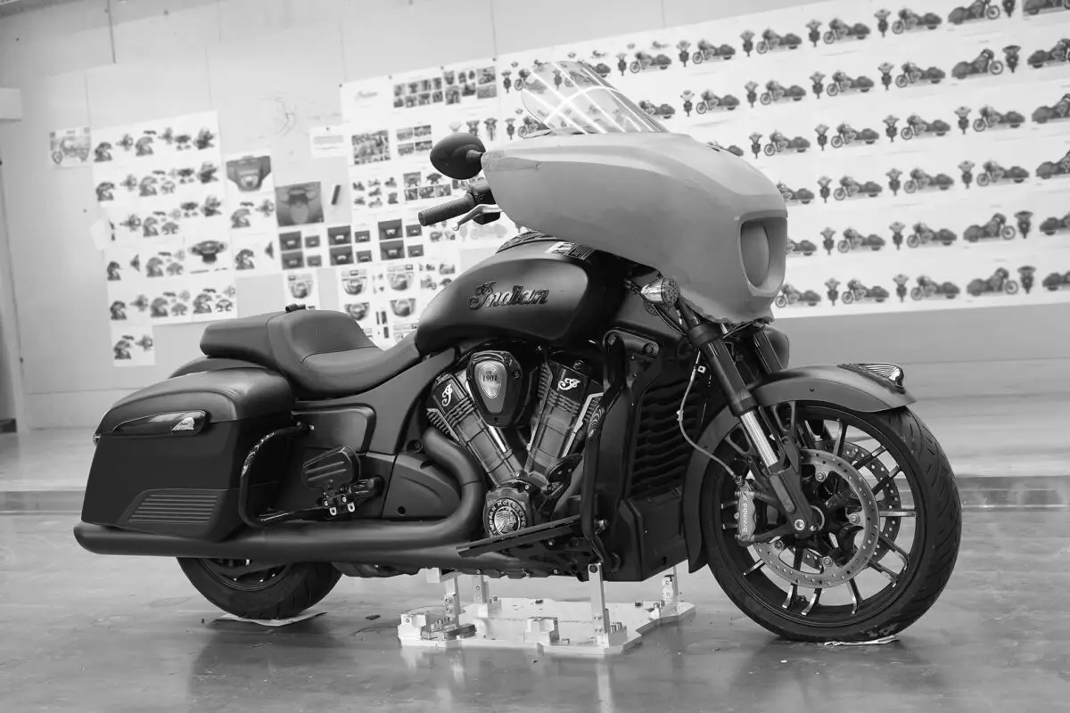 2025 Indian Chieftain Powerplus Dark Horse