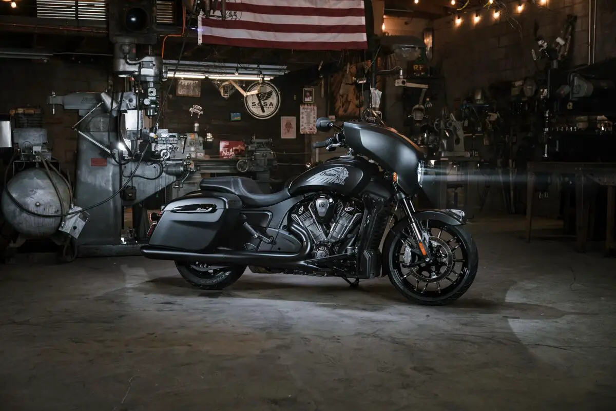 2025 Indian Chieftain Powerplus Dark Horse