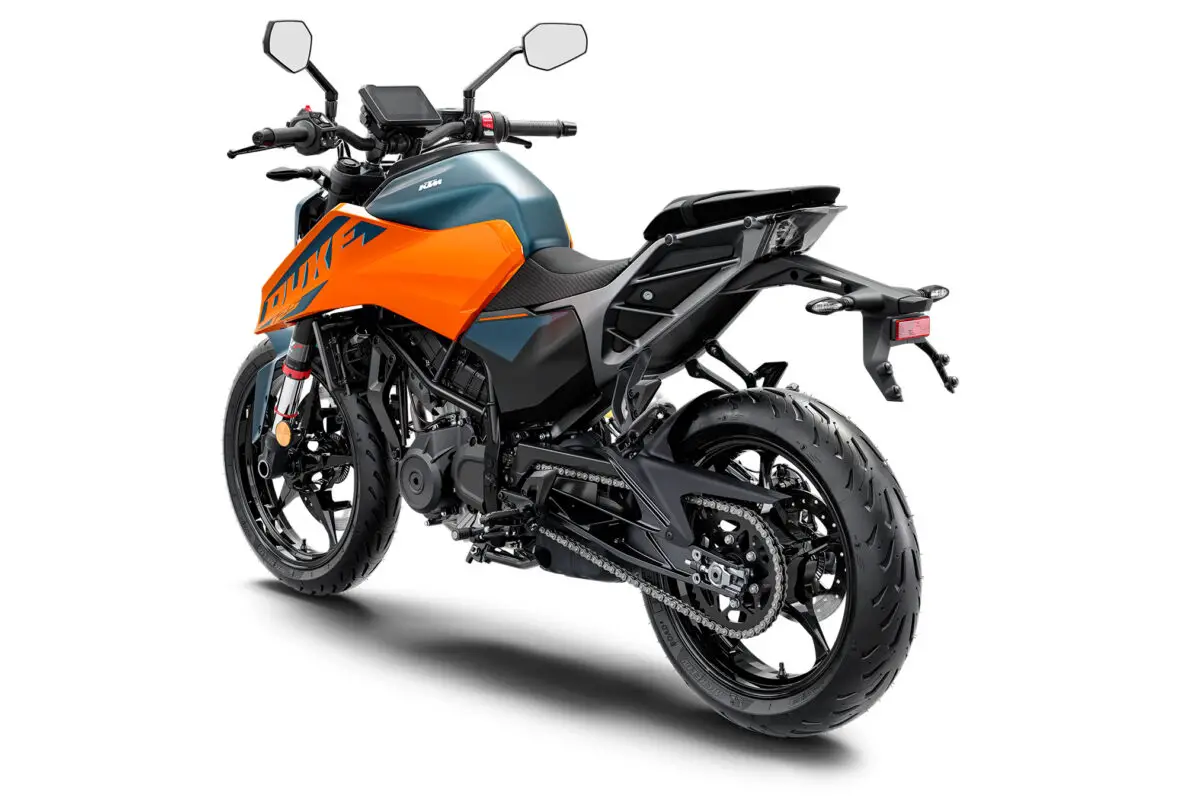 2025 KTM 125 Duke