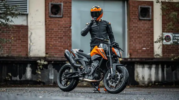 2025 KTM 790 Duke